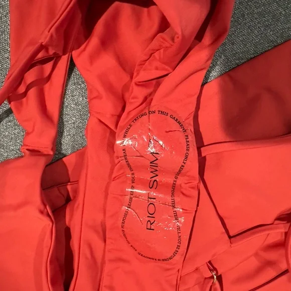 🆕 2pc FREE PEOPLE X RIOT SWIM EDEN TOP & EDEN BOTTOM IN IBIZA - Picture 4 of 6